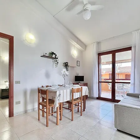 Near The Center - A Combination Of Relaxation And Unique Views Apartament