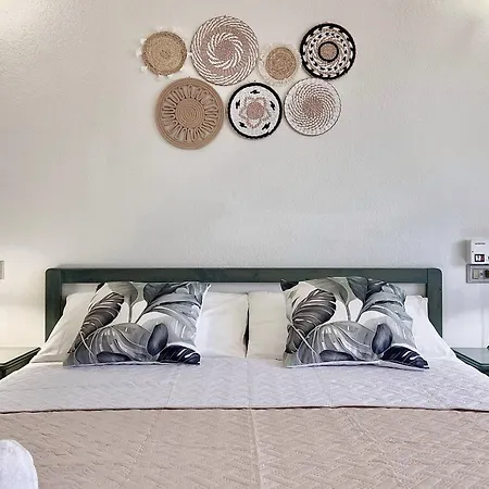 Near The Center - A Combination Of Relaxation And Unique Views Villasimius